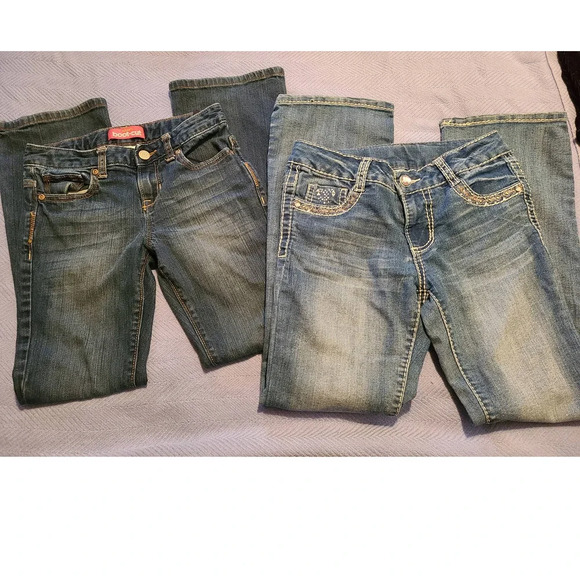 Lot of 2 Old Navy Boot-Cut Jeans Girls Size 10 Denim Regular Fit Cotton (KK3) - Picture 2 of 8